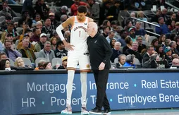 Gregg Popovich s’enthousiasme des progrès de ses jeunes Spurs