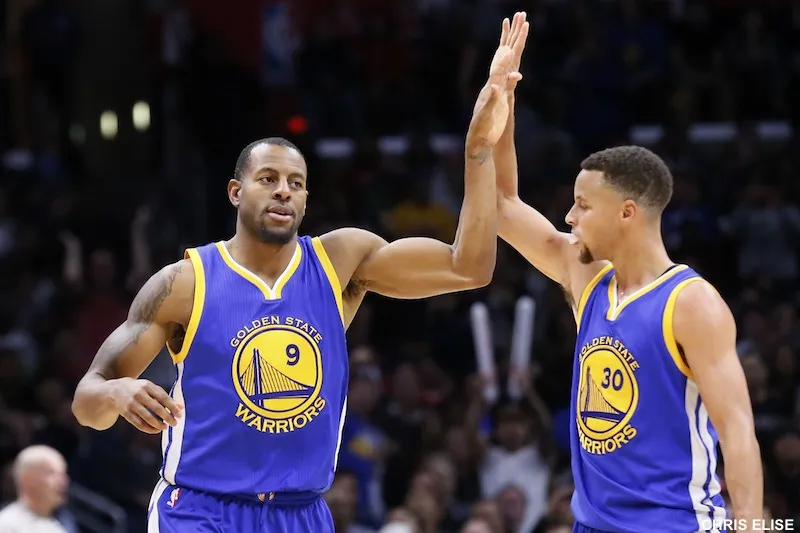 Hoopcast numéro 101 - Les Warriors bousculent l'histoire