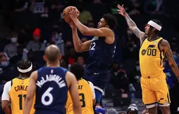 Avec son triple-double, Karl-Anthony Towns fait la chanson au Jazz