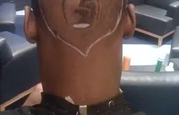 Tony Allen dévoile sa coupe de cheveux