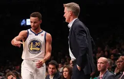 Comment Steve Kerr a modifié le temps de jeu de Stephen Curry