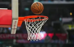 Ce jour où la NBA a eu l’idée saugrenue de placer le panier à 3m65 !