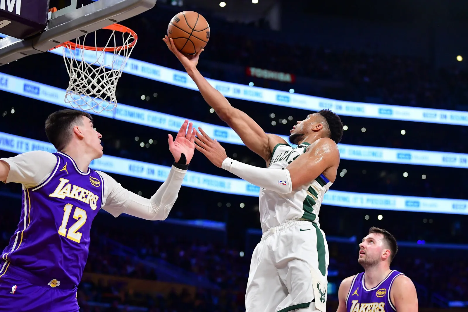 giannis lebron lakers
