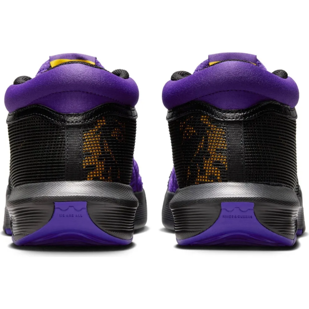 LeBron Witness 8