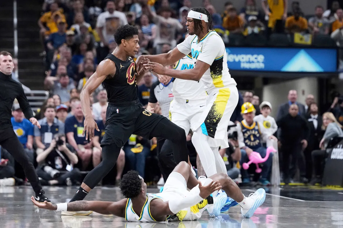 Bennedict Mathurin et De'Andre Hunter