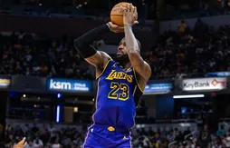 Comment LeBron James est-il devenu plus adroit que Stephen Curry à 3-points ?
