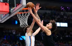 Les Mavs voient du Moses Malone chez Dereck Lively II