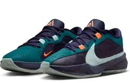 La Zoom Freak 5 passe en mode “Nigerian Nightmare”