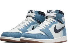 La Air Jordan 1 enfile son jeans chez Basket4Ballers