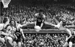 Oscar Robertson fier d’avoir révolutionné les droits des joueurs NBA