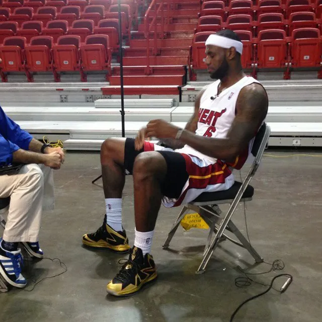 lebron-james-in-lebron-x-elite-customs-media-day-02