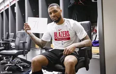 adidas fête les 71 points de Damian Lillard avec une promo et un don