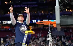 Dan Hurley réfute s’être servi des Lakers pour augmenter son salaire à Connecticut