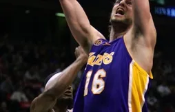 Pau Gasol passe au triple-double !