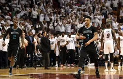 Sacramento lorgne Courtney Lee