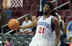 Philadelphie : Joel Embiid, la “couronne de joyaux” de Brett Brown