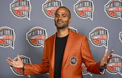D’où vient la fameuse veste orange des membres du Hall of Fame ?