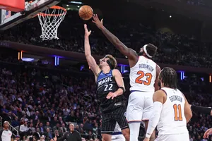 Paolo Banchero se blesse mais le Magic calme les Knicks