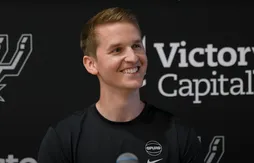 De laveur de voitures à coach des Spurs à 31 ans, l’épatant parcours de Kenny Trevino