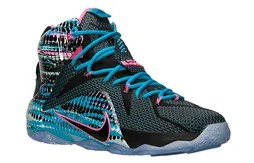 Nike : la LeBron 12 affiche ses chromosomes