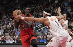 Au bout de l’effort, les Raptors dominent des Suns très maladroits