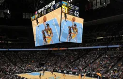 Denver : le Pepsi Center s’offre un écran géant record