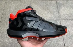 Adidas : la Kobe 1 passe du côté obscur de la force