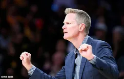 Steve Kerr rend hommage à son groupe très raccourci