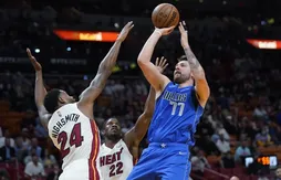 Le collectif de Dallas étouffe Miami