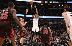 Victor Wembanyama (38 points) climatise le United Center !