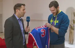 Goran Dragic très ému de recevoir le maillot de Drazen Petrovic