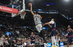 Les Spurs remportent une « drôle » de 50e victoire chez les Clippers