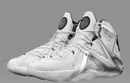 Une superbe collaboration Pigalle x Nike sur la LeBron 12