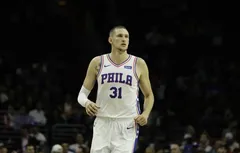 Twitter : les Sixers rappellent à l’ordre le père de Mike Muscala