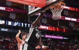 Sidy Cissoko se montre dans la défaite des Spurs