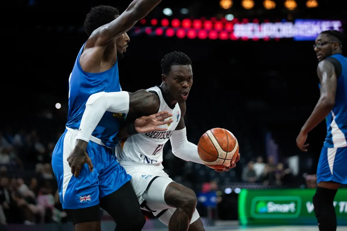 Dennis Schröder avec l'Allemagne
