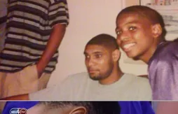 Les larmes de Chris Paul dans les bras de Tim Duncan