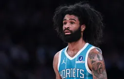 Les Hornets veulent garder Coby White