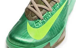 Kevin Durant présente la version “bamboo” de la KD VI