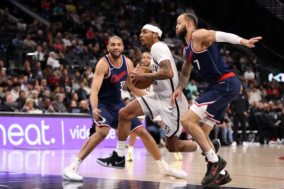 Les Nets coulent face aux Clippers