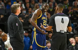 Les arbitres NBA font-ils enfin la chasse aux marchers ?