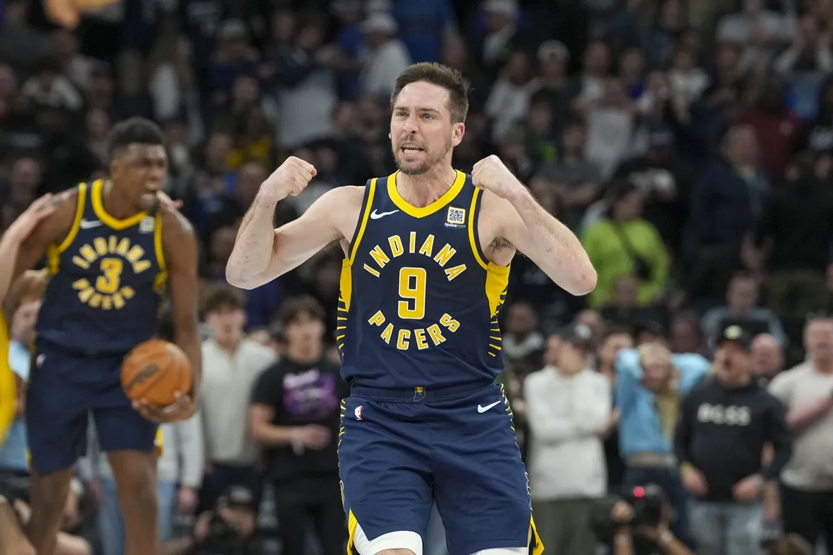 T.J. McConnell (Pacers) contre les Wolves