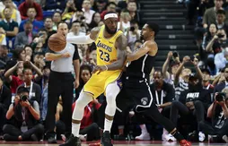 Les Lakers et les Nets ne parleront pas aux journalistes avant leur retour aux Etats-Unis