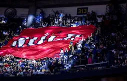 La salle des Pelicans a besoin de sérieux coups de peinture