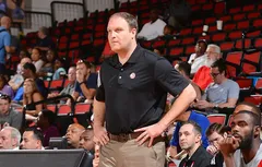 Les Grizzlies intéressés par un assistant de Mike Budenholzer