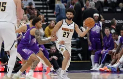 Trois coéquipiers à plus de 10 passes décisives sur un même match ?!