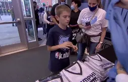 Les Grizzlies permettent à leurs jeunes fans d’échanger leurs maillots des autres équipes