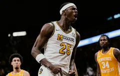 Après la Summer League, Mark Mitchell retourne en NCAA… grâce à la justice