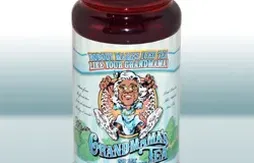 Grand-mère sait faire du bon thé…