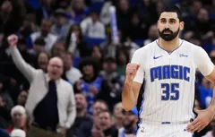 Goga Bitadze reste au Magic